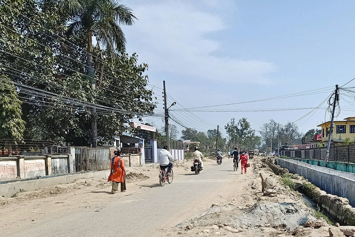 अत्तरियादेखि गोदावरीसम्मको ६ लेन सडक निर्माण आयोजना खारेजीको जोखिम